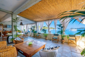 Seafront Villa Whisper of the sea